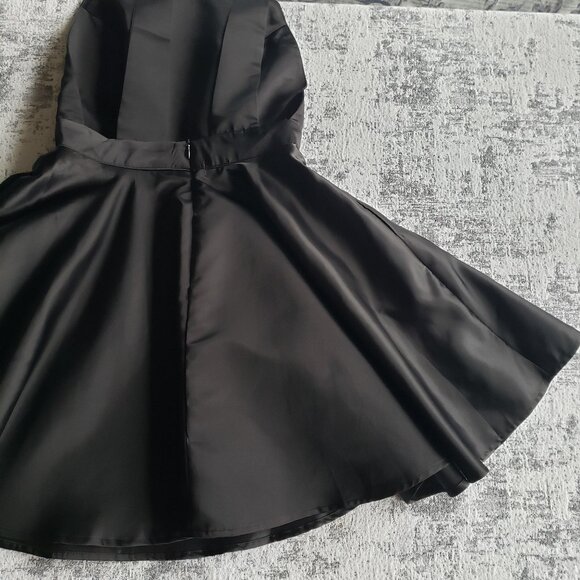 Shiny Black Satin Commense Flare Skirt Dress w Apron Front + Neck Ribbon - Picture 7 of 16